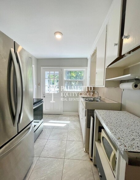 Building Photo - 1311 Cardinal Pl