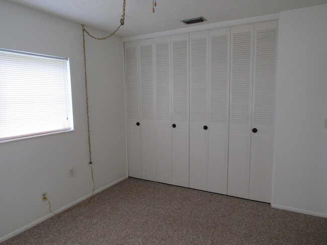 Building Photo - 2679 Emory Dr E