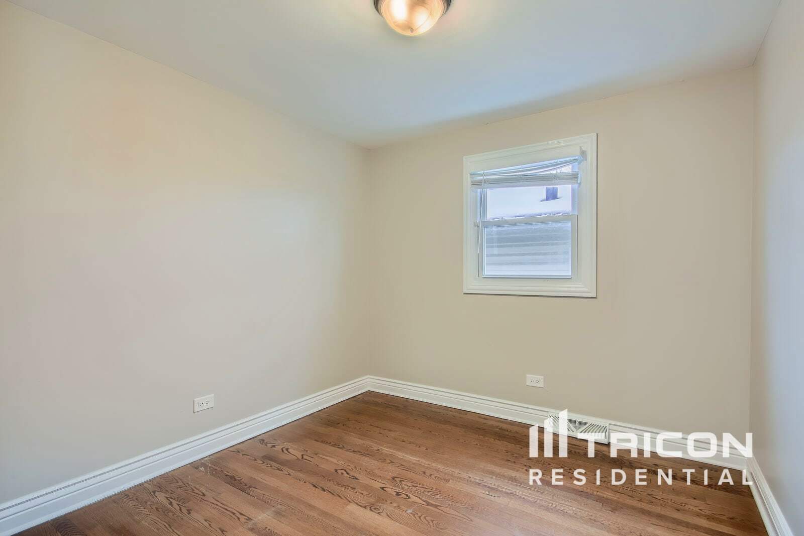 Building Photo - 8636 Massasoit Ave