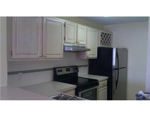 Building Photo - 1845 Palm Cove Blvd