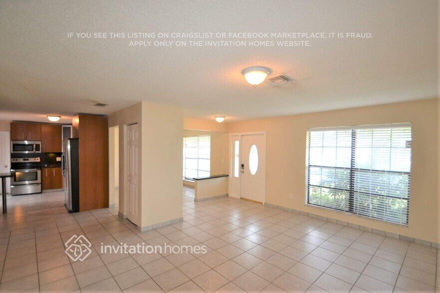 Building Photo - 5131 SW 101st Terrace