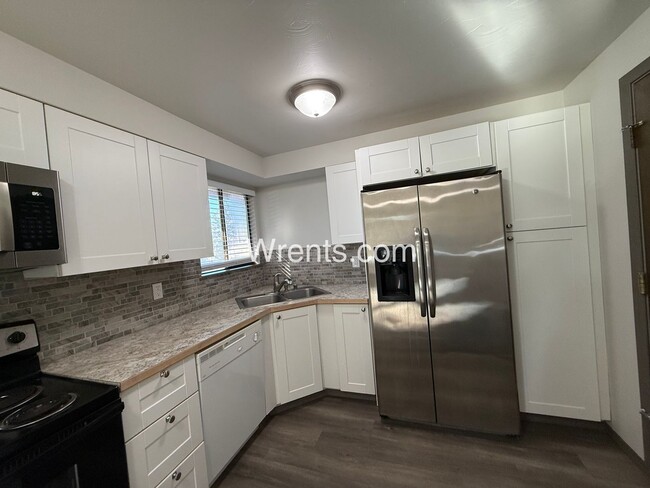 Building Photo - Valley 3 bed 1.5 bath