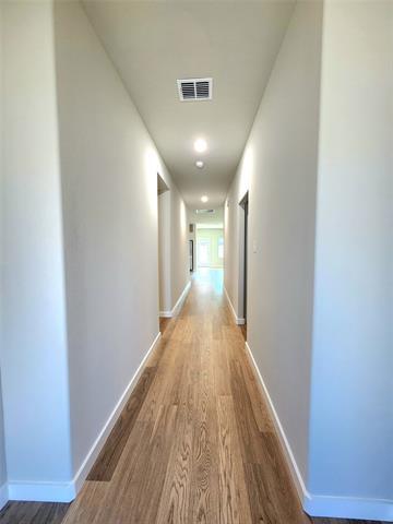 Building Photo - 607 Whispering Winds Trl