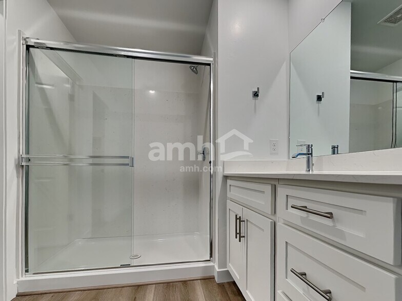 Building Photo - 6533 E Paseo Alga