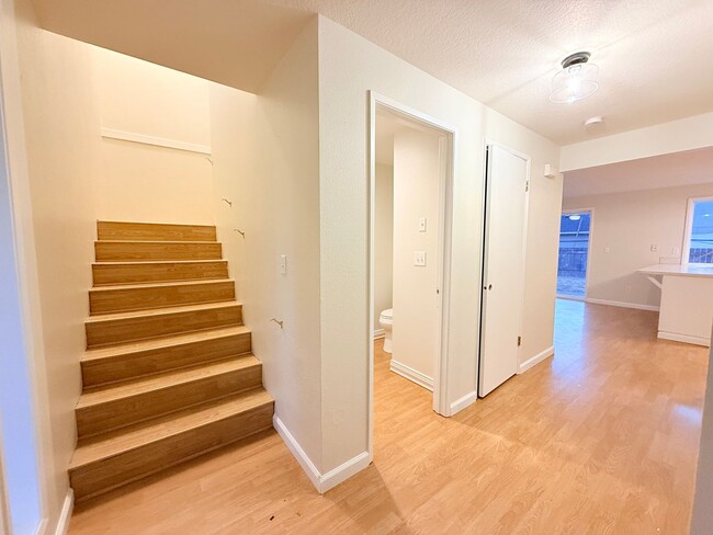 Building Photo - Beautifully Updated 4-Bedroom Home in Woodland, WA – Pet Friendly