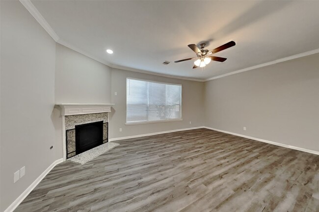 Building Photo - 17262 Lafayette Hollow Ln