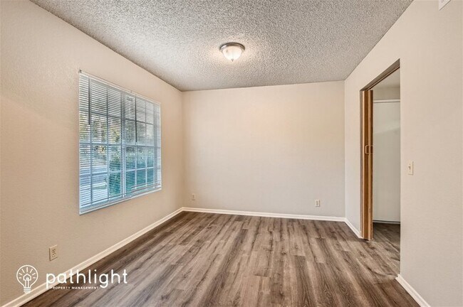 Building Photo - 7581 Whitney Dr