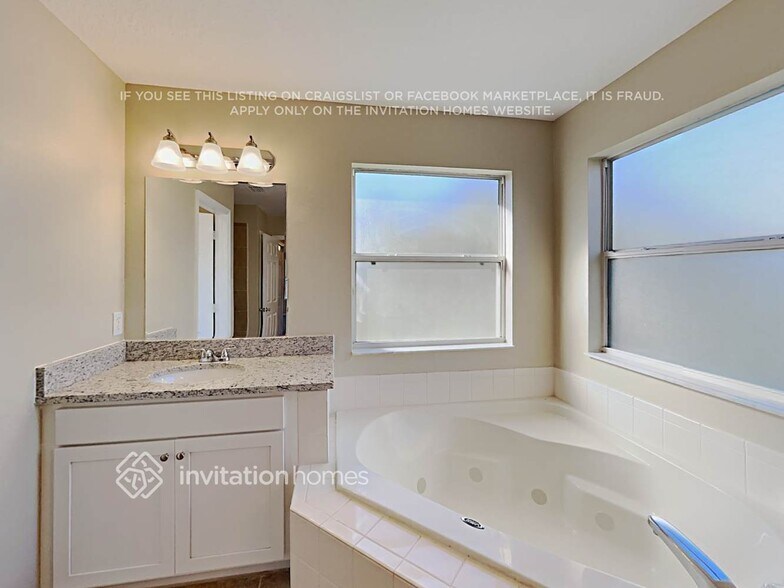 Building Photo - 1957 Marsh Hawk Dr