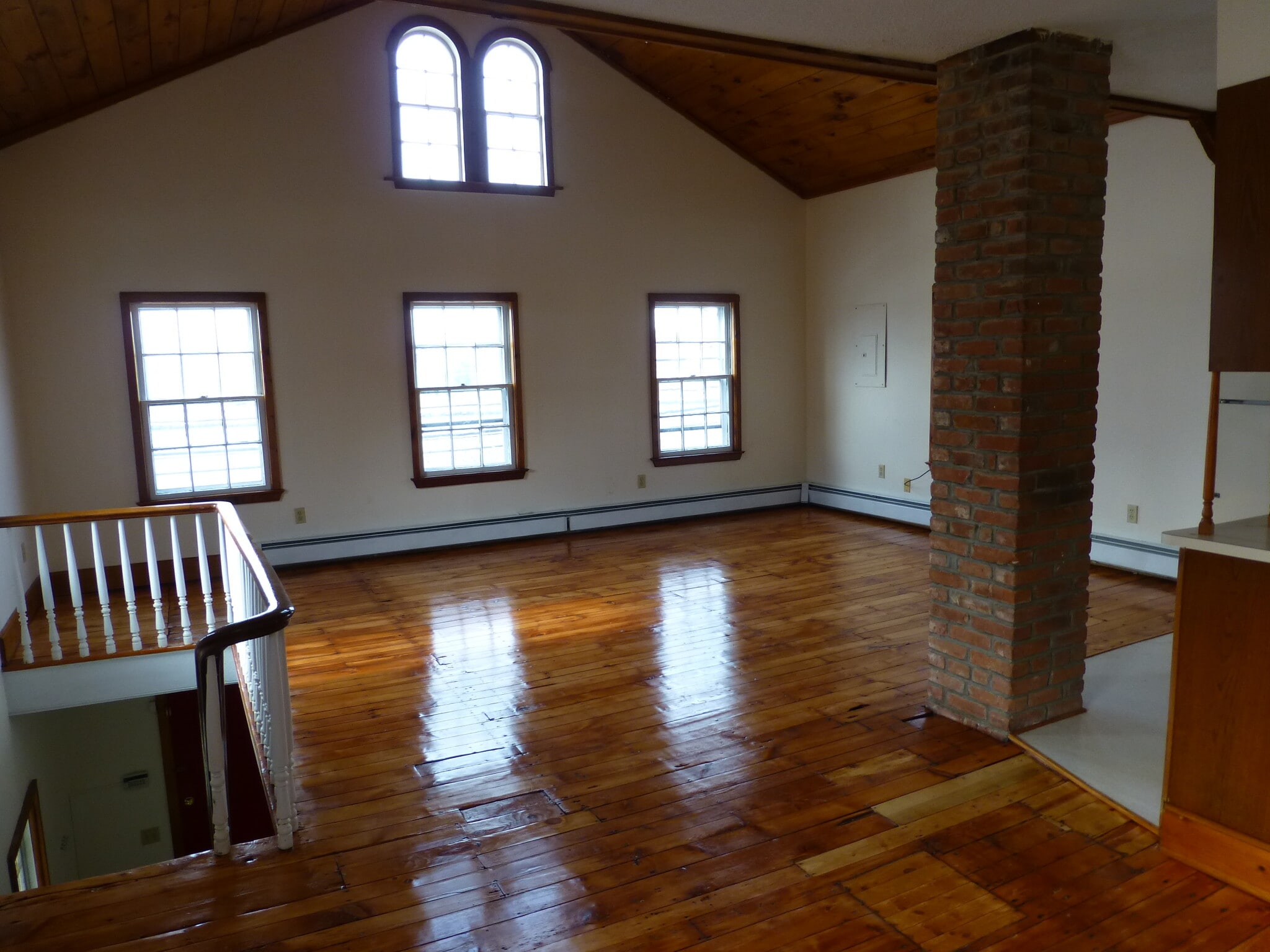 Building Photo - 529 Quinnipiac Ave