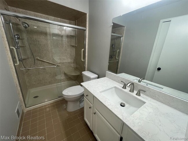 Building Photo - 6600 Bellows Ct