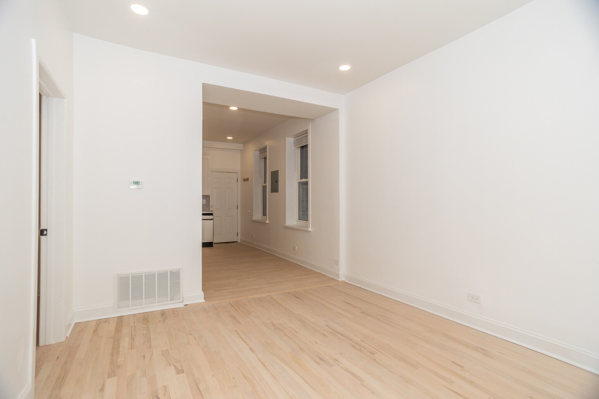 Building Photo - 1247 N Cleaver St