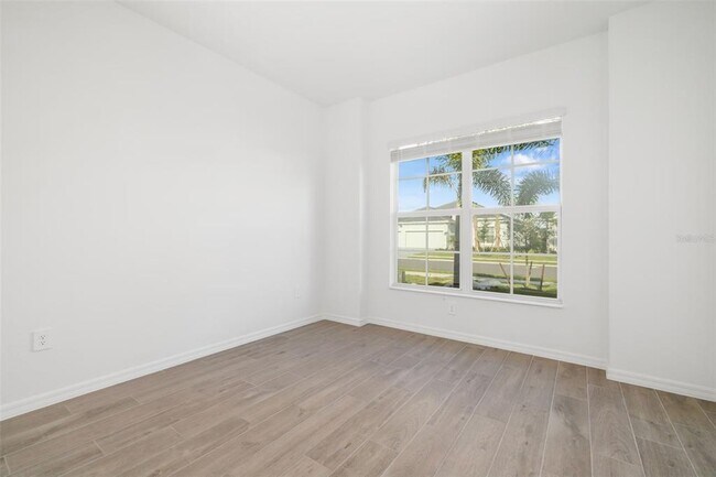 Building Photo - 5604 Lightning Whelk Ln