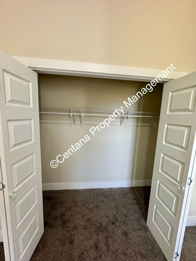 Building Photo - 614 N Alaska St