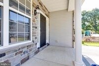 Building Photo - 130A Pineview Ave