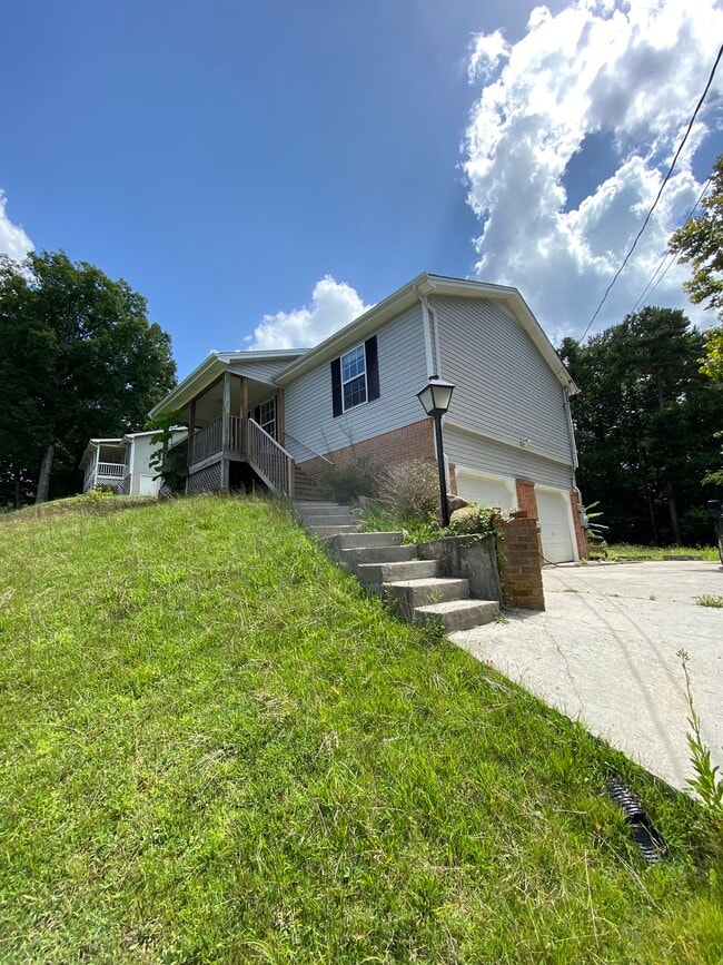 Primary Photo - 7012 Bettis Acres Dr
