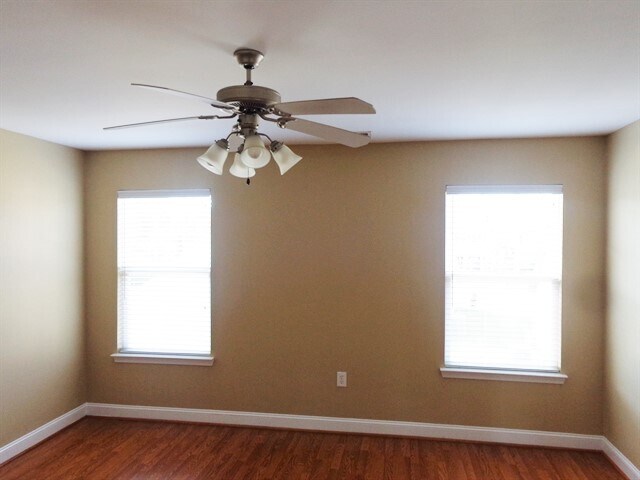 Building Photo - 4412 Sages Ave