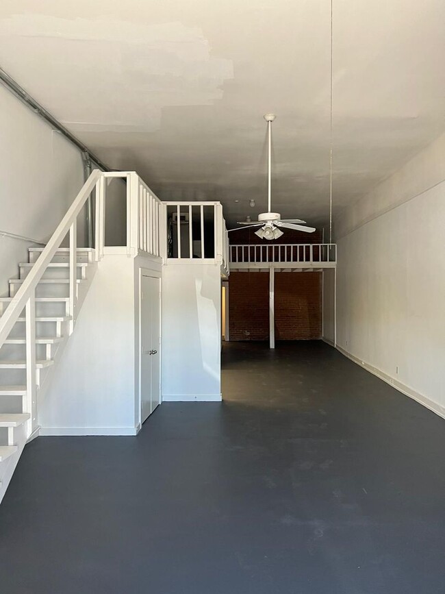 Interior Photo - Cedars Park Lofts