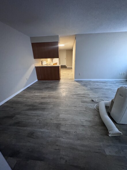 Building Photo - 11 Glen St NW