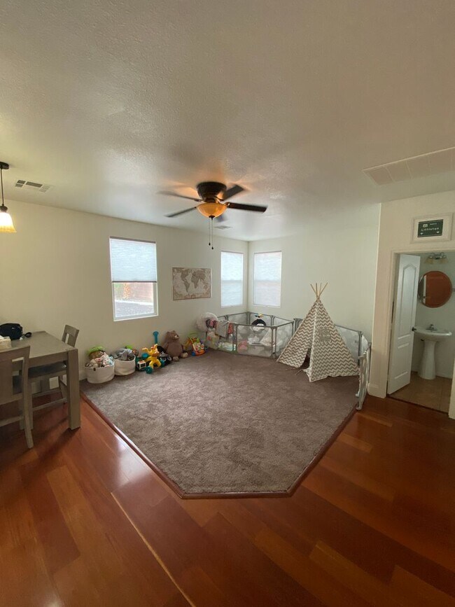 Building Photo - *COMING SOON* LAS VEGAS TWO STORY HOME WITH  4 BEDROOMS!!