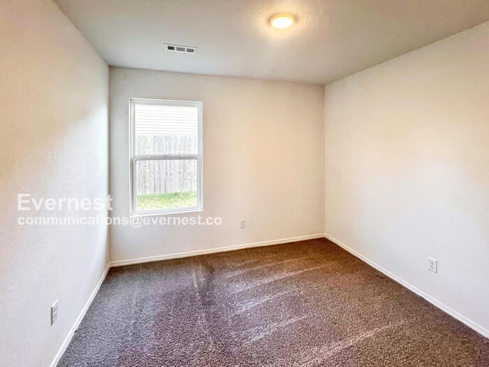 Building Photo - 5125 Red Fox Trl