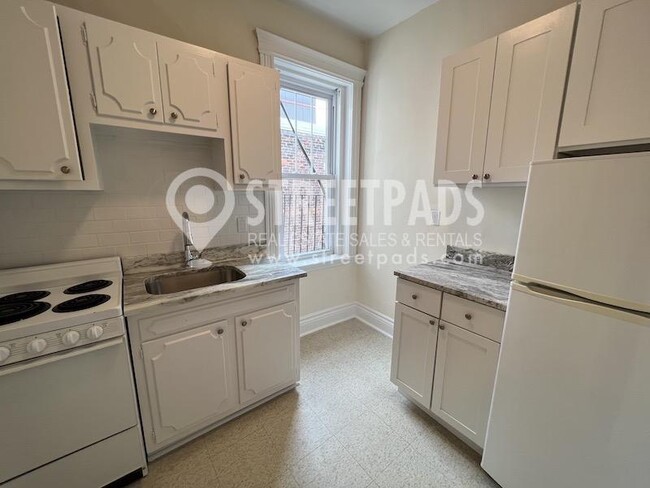 Primary Photo - bedroom in Boston MA 02215