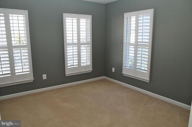 Building Photo - 3335 Wilton Crest Ct