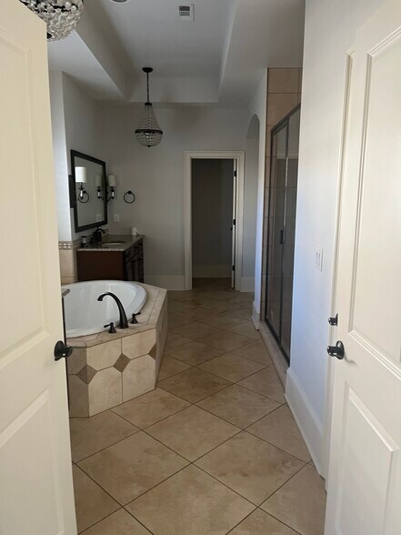 Building Photo - 4040 Felton Cir