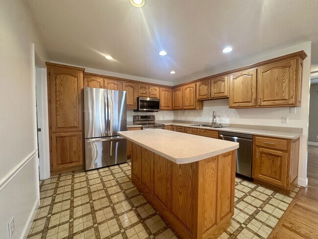 Building Photo - 620 Harp Switch Rd