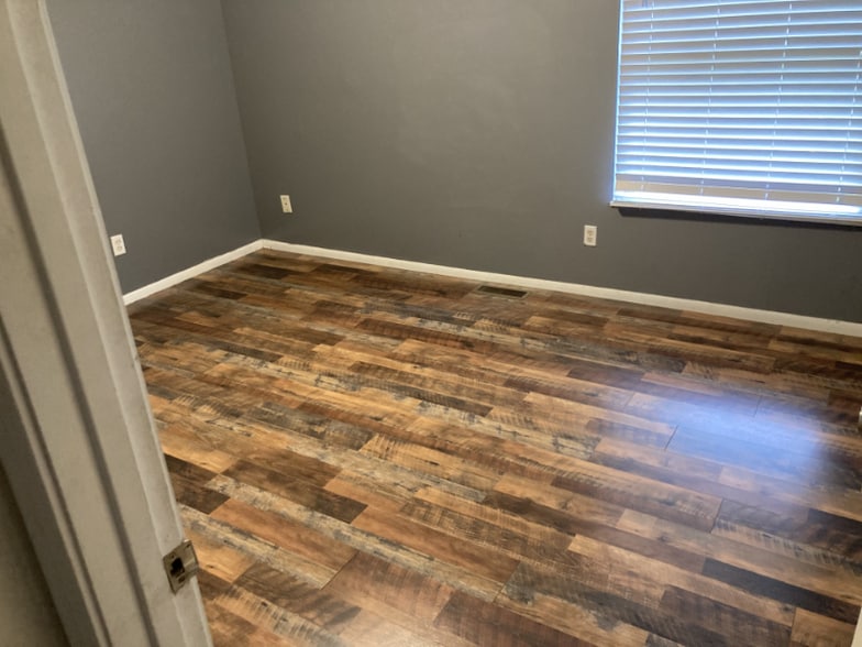 Building Photo - 3212 Trailwood Ct