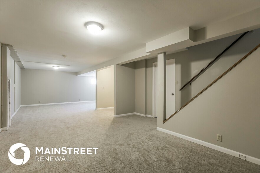 Building Photo - 718 Boca Chica Dr