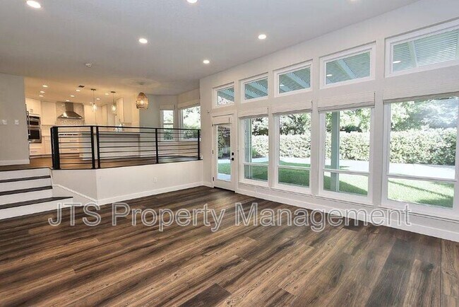 Building Photo - 2696 Prestwick Dr