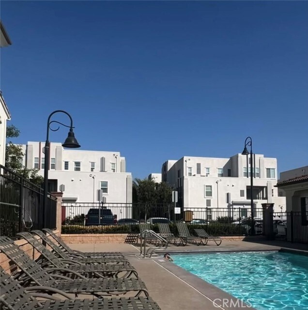 Building Photo - 180 Dorsett Ave