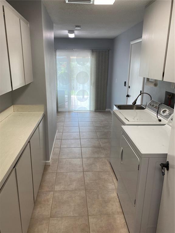 Building Photo - 701 Bluff View Dr
