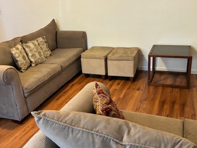 Living Room - 6225 Cedarwood Ave