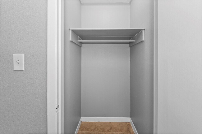Building Photo - 2712 St Edwards Cir