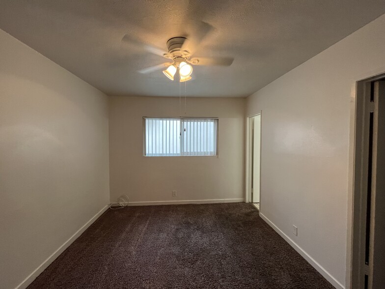 Bedroom 1 - 207 S Lillie Ave