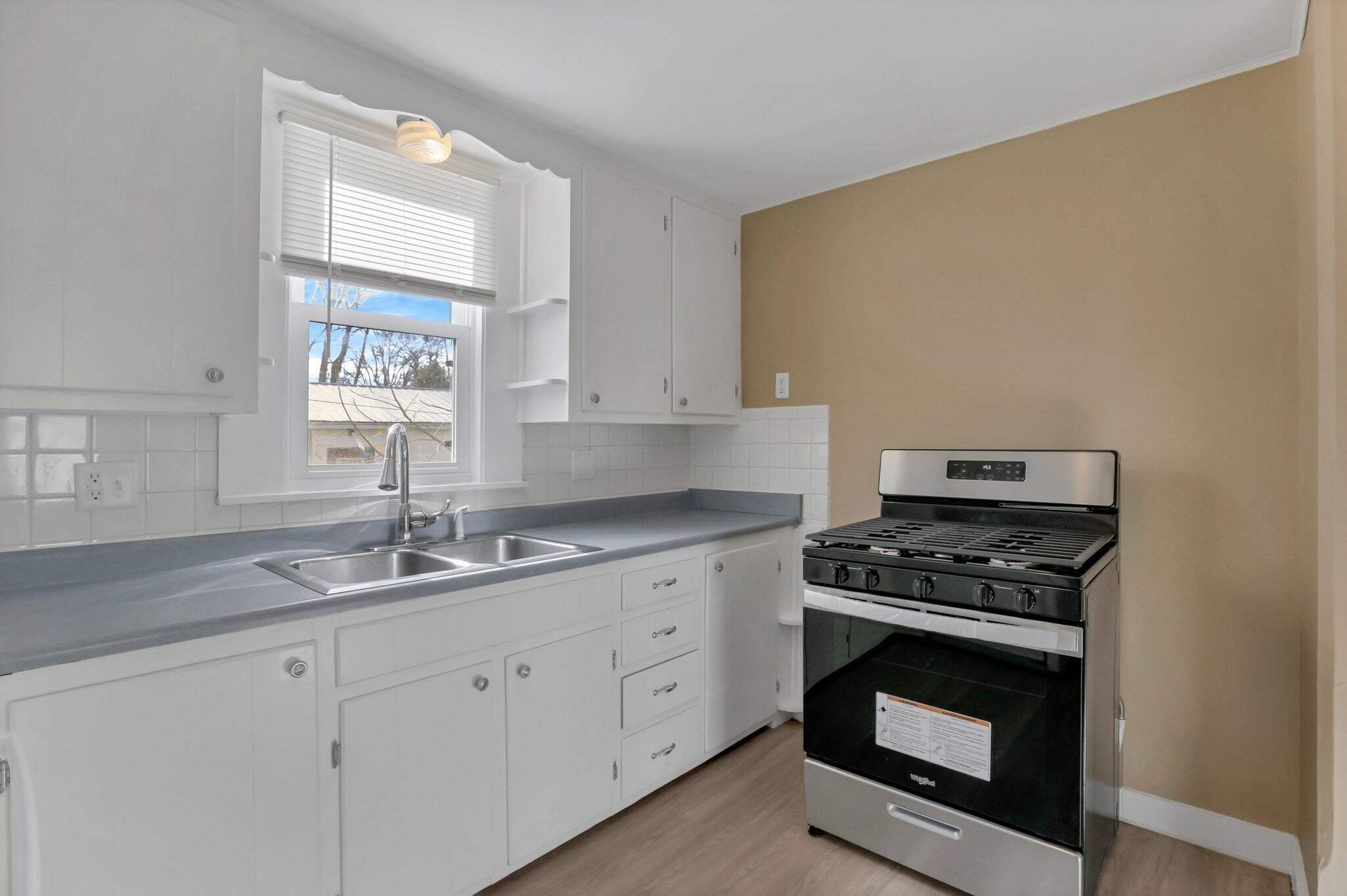 Building Photo - 55 N 24th St