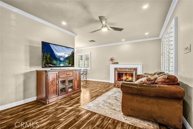 Building Photo - 2354 Snowden Ave