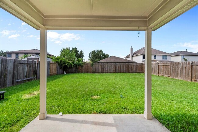 Building Photo - 2423 Pinpoint Dr
