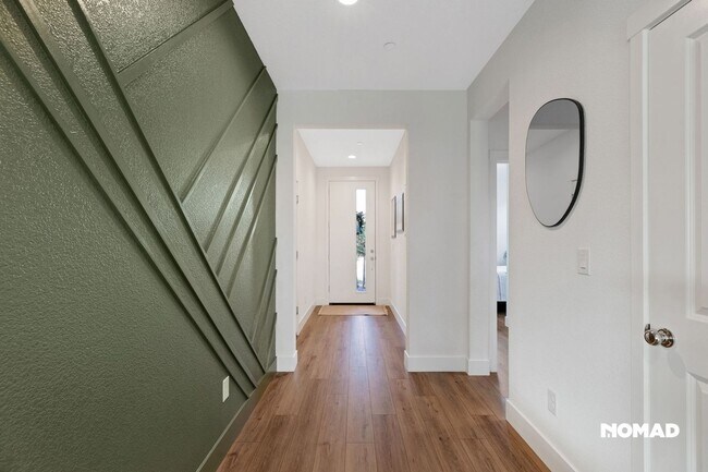 Building Photo - Dive into a Stunning Home in Roseville with Heated Pool - Available Jan 2026!