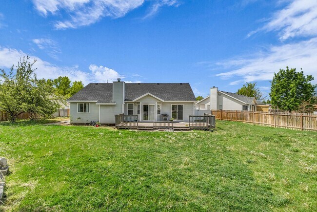Building Photo - Charming Kaysville Home in Quiet Cul-de-Sac Near Trails