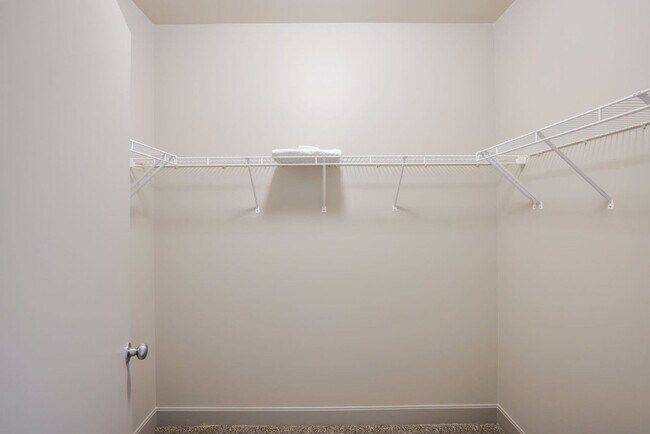 Building Photo - 121 E Freedom Way