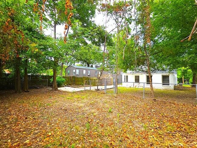 Building Photo - Fully Remodeled Home in the Heart of Tyler...