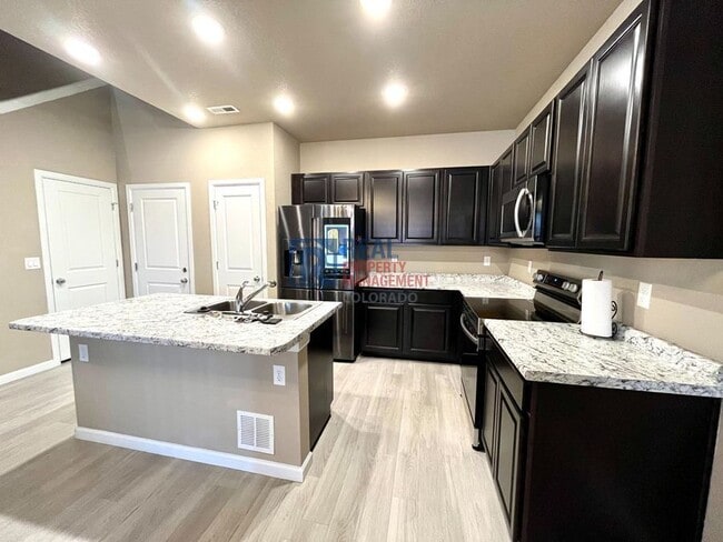 Building Photo - 5321 Mountain Vista Hts