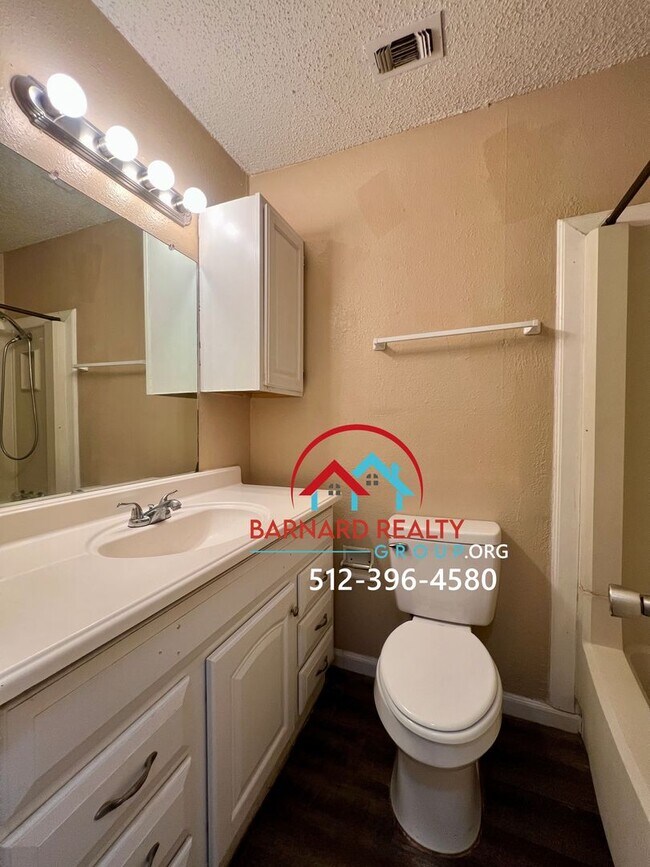 Building Photo - 110 Whitetail Dr