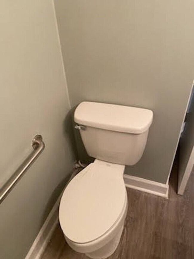 Building Photo - Adorable Renovated Home in Oceanway!