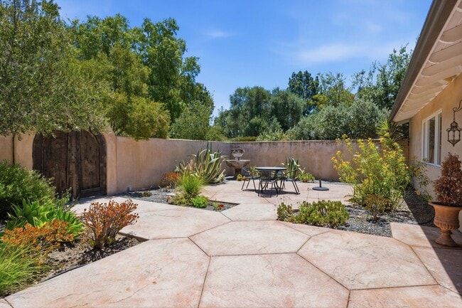 Building Photo - Style and Grace in Santa Ynez