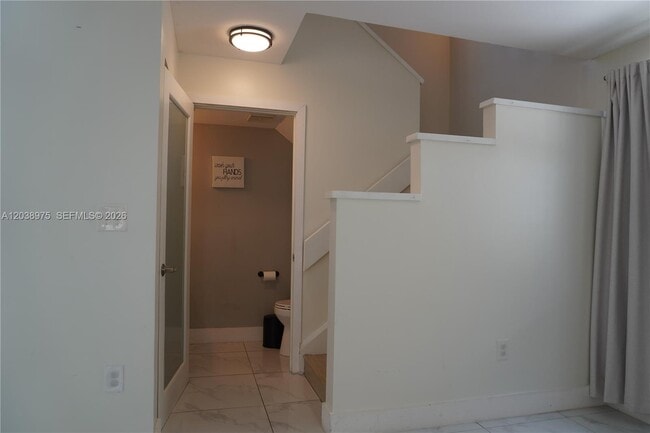 Building Photo - 9132 SW 148th Ct