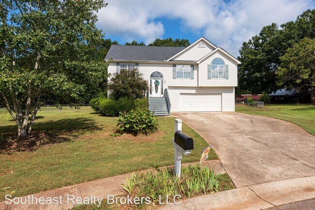 Building Photo - 3 br, 2 bath House - 458 Callie Lane