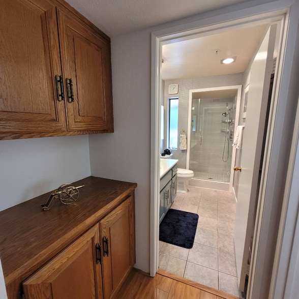 Building Photo - 222 N Calle El Segundo